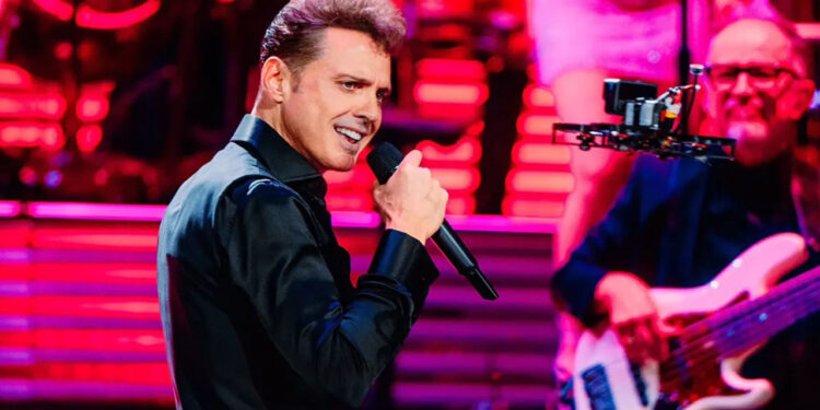 Profeco demanda a empresa por cancelar concierto de Luis Miguel en León