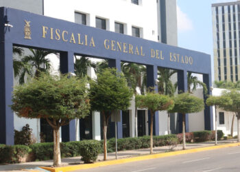 Medida cautelar de separación temporal del cargo de Rector de la UAS a Jesús “M”, continúa vigente
