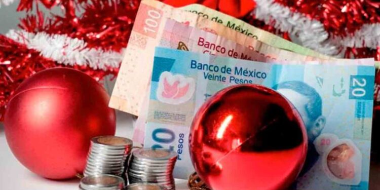 ¿Cuánto deben pagarte por trabajar en Navidad y Año Nuevo?