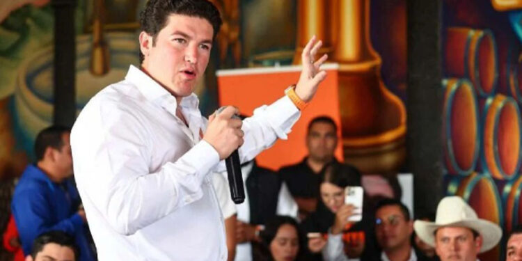 Samuel García reasume funciones como gobernador de Nuevo León