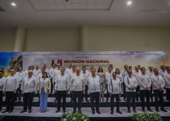 Rocha propone la creación de un IVA diferenciado, que reduzca el gravamen a productos de primera necesidad