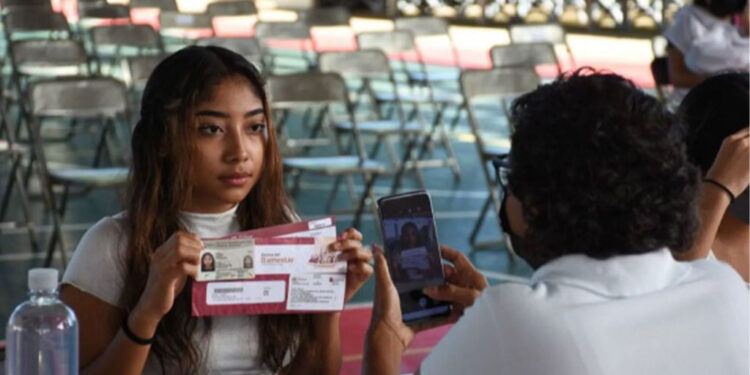 La beca de Jóvenes Construyendo el Futuro sube en 2024