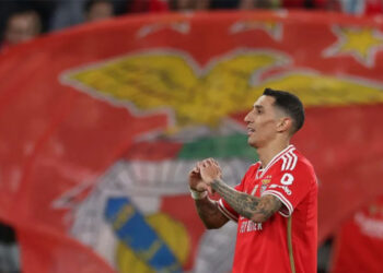 Acuchillan a aficionado en estadio durante partido del Benfica