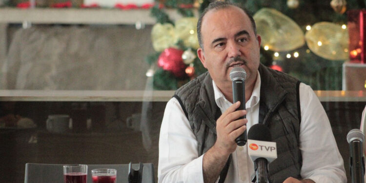 Mazatlán podría perder hasta 1, 800 MDP en juicios con mala defensa legal: Memo Romero