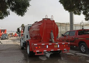 Incendio en la Clínica 20 del IMSS de Tijuana: evacúan a 455 personas