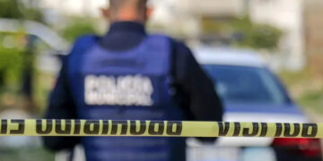 Hombre se dispara al ser descubierto tocando a hija de su pareja en Xochimilco