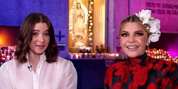 Itatí Cantoral interpreta ‘La Guadalupana’ junto a su hija María Itatí
