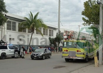 Por fuga de amoníaco, desalojan a 185 trabajadores de planta congeladora en Mazatlán, Sinaloa