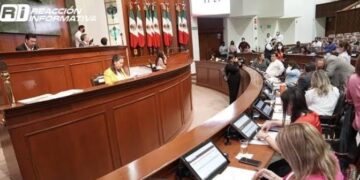 Dan lectura a dictamen de Ley de Revocación de Mandato en Congreso del Estado