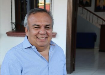 Sergio “El Pío” Esquer tendrá competencia, Eduardo Barrantes se registra para ir al 05 distrito a diputación federal por el PAN