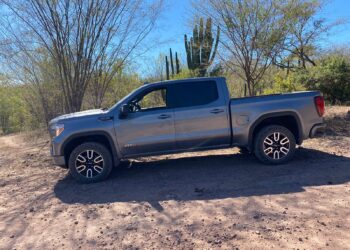 Recupera Policía de Investigación una camioneta Sierra 2022 en Badiraguato