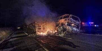 Sobreviven 22 pasajeros del “Camionazo”: SSA