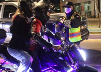 Por conducir con aliento alcohólico, juez cívico sanciona 45 conductores, tres fueron enviados a celdas