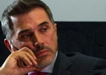 Sergio Mayer pide a Wendy Guevara hablar de frente para aclarar polémica de contrato