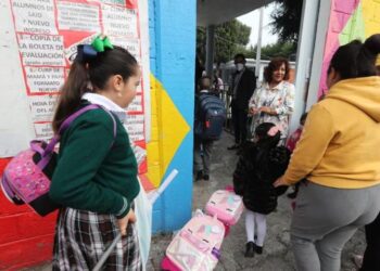 ¡Terminaron las vacaciones! Más de 24 millones de estudiantes de Educación Básica regresan a clases este lunes