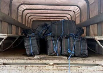 Marina intercepta embarcación con más de una tonelada de cocaína cerca de Michoacán