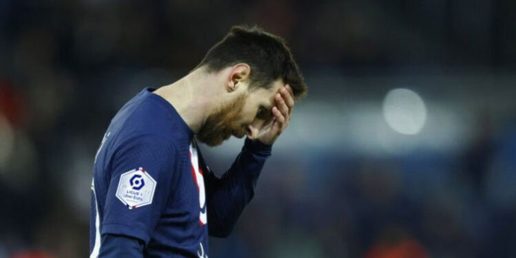 Acusan al PSG de haber presionado a France Football para dar balón de oro a Messi en 2021