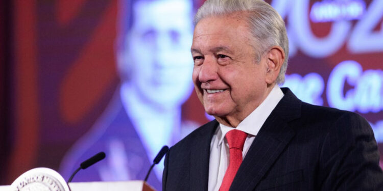 López Obrador presentará el 5 de febrero reforma electoral, al Poder Judicial y otras