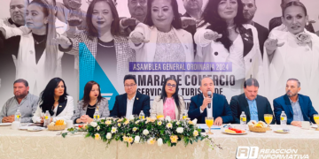 Francis Cázarez asume presidencia de la Cámara de Comercio de Mazatlán