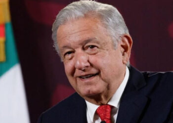 AMLO prevé presentar alrededor de 10 iniciativas de reforma el 5 de febrero, Día de la Constitución