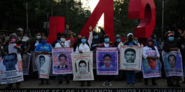 AMLO: la reunión con los padres de los 43 será cuando se tenga más información