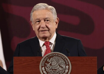 AMLO propone destinar recursos del INAI para el fondo de pensiones