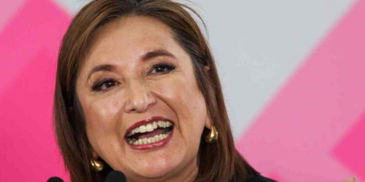 Xóchitl Gálvez pide a la FGR investigar si el crimen organizado aportó a la campaña de López Obrador en 2006