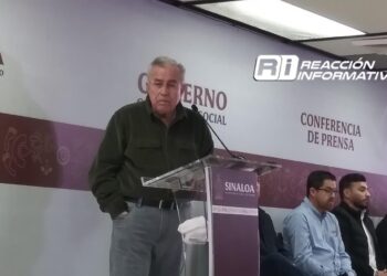 “Lamentable que siga la irresponsabilidad de los choferes”: Gobernador tras choque entre camiones urbanos