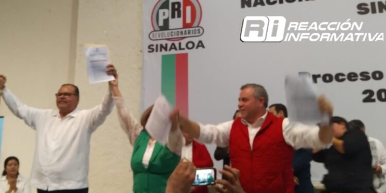 “Mingo” Vázquez oficializa su registro para ir por la Alcaldía de Ahome.