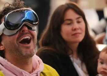¡Atención amantes de la realidad virtual! Apple lanza sus gafas Vision Pro
