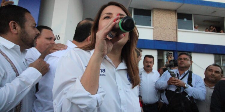 “En Mazatlán va Memo Romero y sigla el PAN”: Roxana Rubio