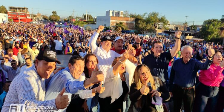 Más de 10 mil personas en el cierre de precampaña de Memo Romero