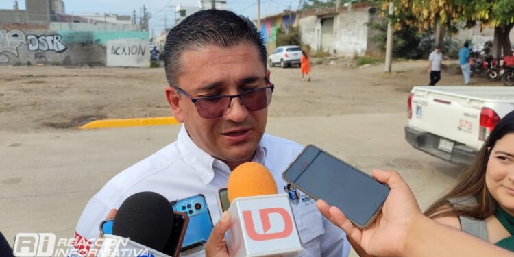 Protección Civil sella tanques estacionarios de gas en restaurantes del Mercado Pino Suárez