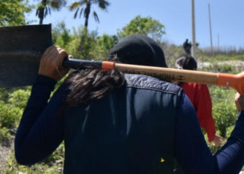 Madres buscadoras reprochan que gobierno de AMLO envió a Panamá una misión para hallar a militar muerto hace 129 años