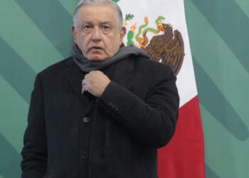 AMLO: Voy a enarbolar la bandera blanca en materia de salud