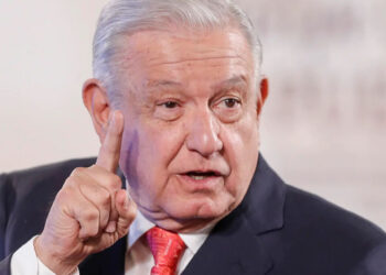 AMLO acusa campaña en su contra en redes sociales tras reportaje de ProPública