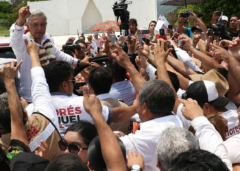 Gobierno de Calderón intentó vincular a AMLO con el narco, pero ex escoltas rechazaron ser testigos protegidos
