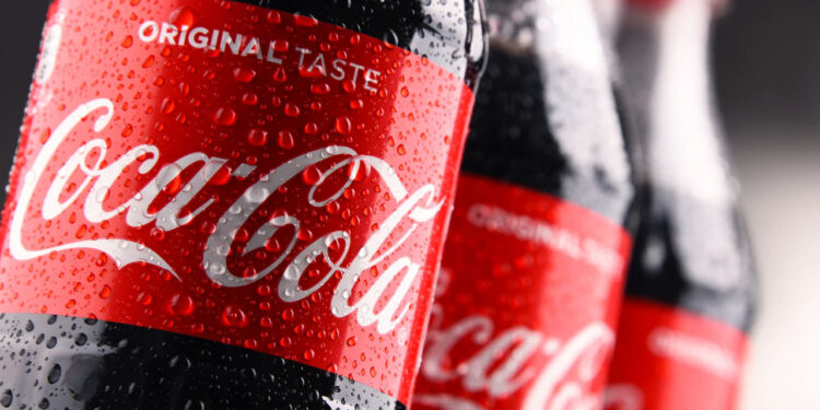 Anuncian primer aumento de precios de la Coca-Cola en 2024