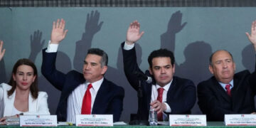 PRI votará en contra de las propuestas de AMLO: ¿cuál es la razón y qué tienen que ver los “pluris”?