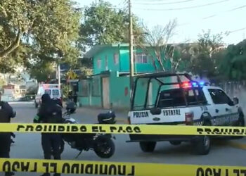 Madre es Asesinada Frente a su Hijo Cuando Iban Camino a la Escuela