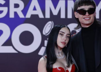 Se lanzan contra Peso Pluma por infidelidad a Nicki Nicole: lo llaman “Perro Pluma” y “Doble Perro”