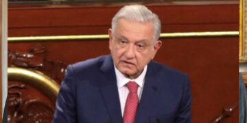 “México no es piñata de nadie”: AMLO advierte que migración en EE.UU. se usa para sacar ‘raja electoral’
