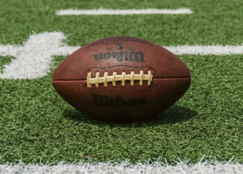 Seis gadgets indispensables para disfrutar del Super Bowl