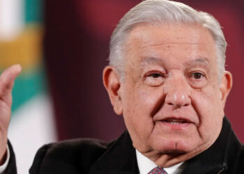 Reportaje que lo involucra con el narcotráfico hizo “lo que el viento a Juárez”: AMLO