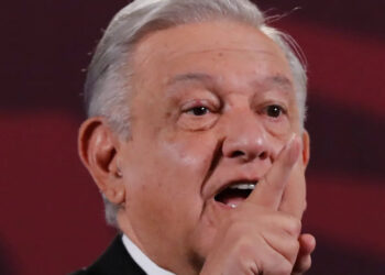 “Estigmatizaciones” de López Obrador “propician” ataques a la prensa, advierten activistas