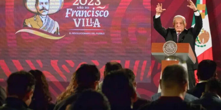 Tras filtración de datos de la mañanera de AMLO, 23 periodistas inician denuncia penal