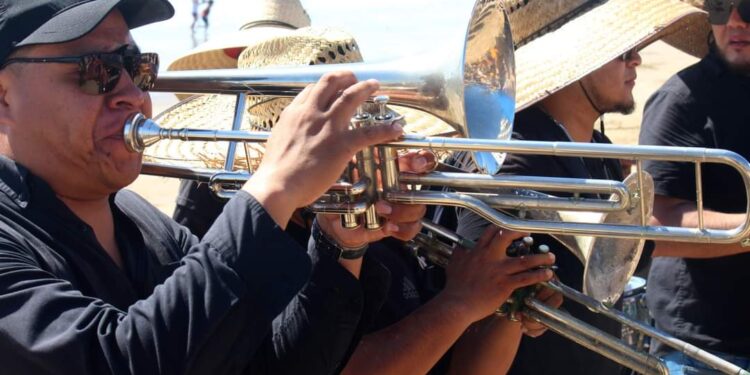 “Mazatlán sin bandas no es Mazatlán”: PAN ante petición de empresarios de retirarlas del malecón