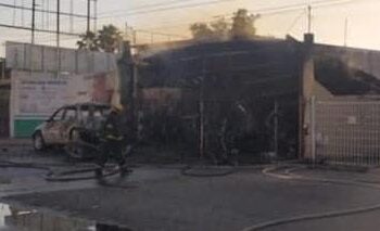Se quema yonke en Culiacán