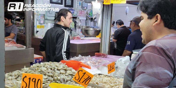 Se registran ventas del 70 % en productos del mar en días Santos