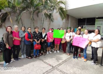‘Estamos hablando de vidas’; Pacientes oncológicos buscan que se cubran ambos turnos con oncólogos en el IMSS